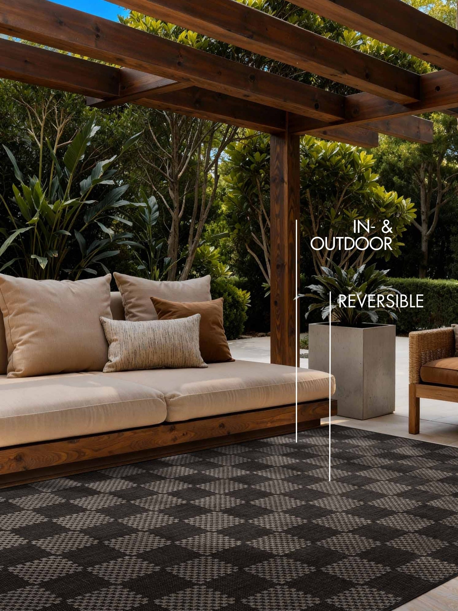 TED BAKER HARINGEY FLATWOVE-MATTA, DOROTHY BLACK-WHITE