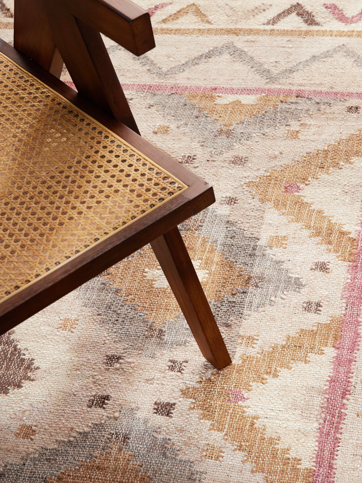 ROYA AFGHAN HANDWOVEN KELIM-MATTA, 106261 CREAM-MULTI