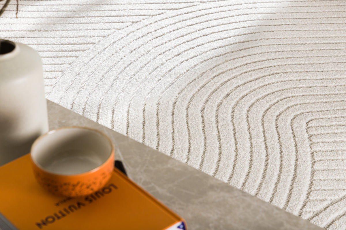 VINCE MODERN MATTA, VIT