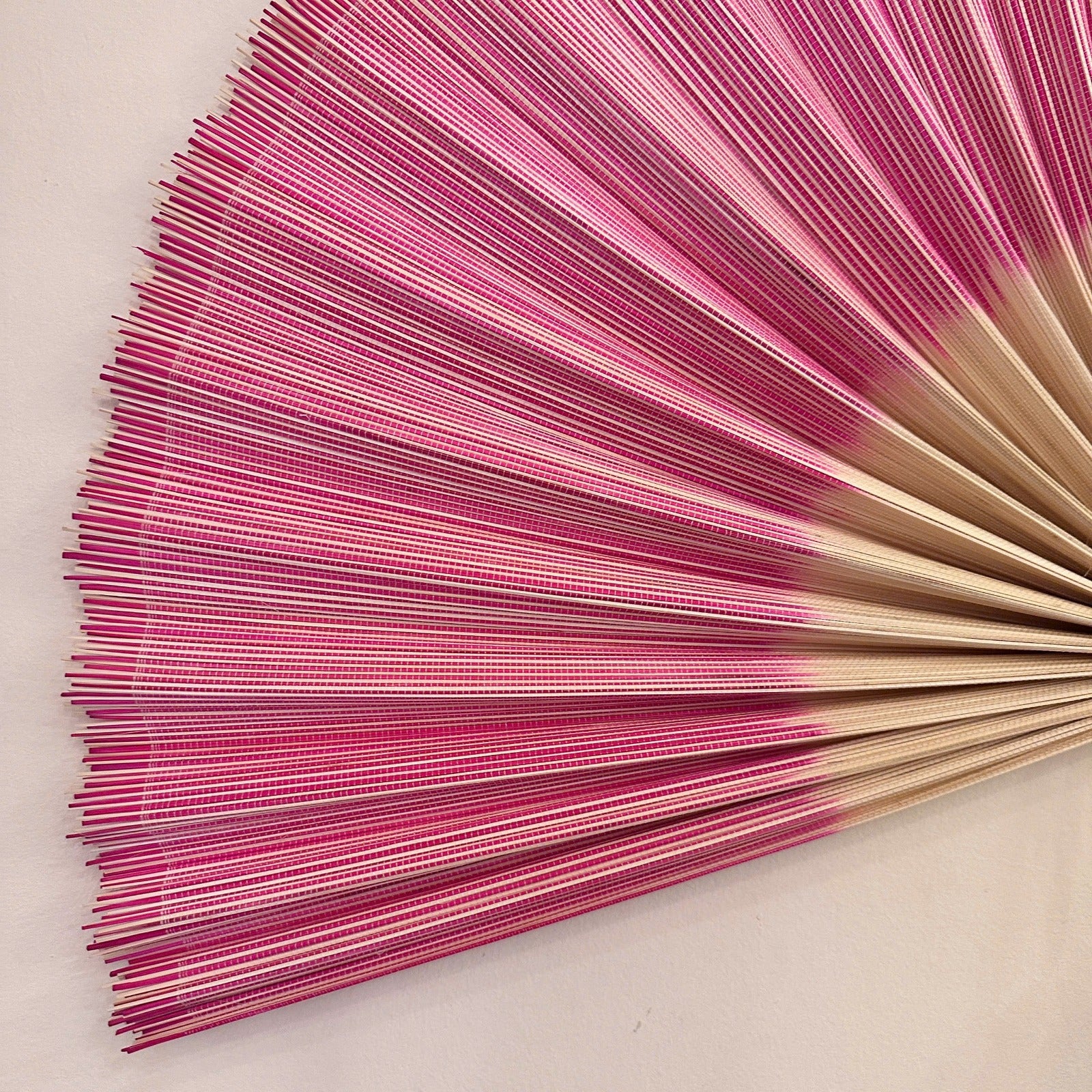 SENSU, HANDGJORD BAMBUSVÄGGFLÄKT - SVART NATURMIX