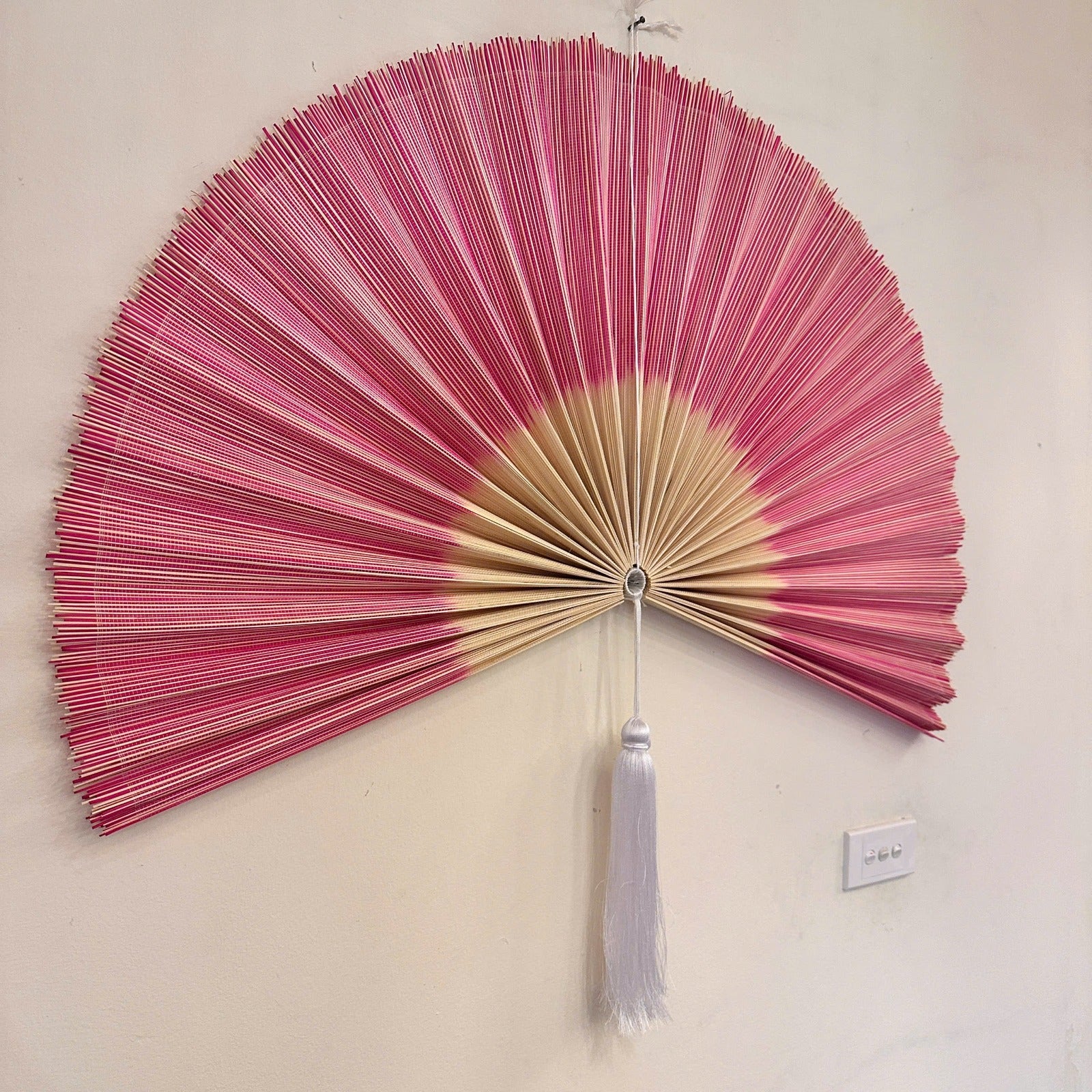 SENSU, HANDGJORD BAMBUSVÄGGFLÄKT - SVART NATURMIX