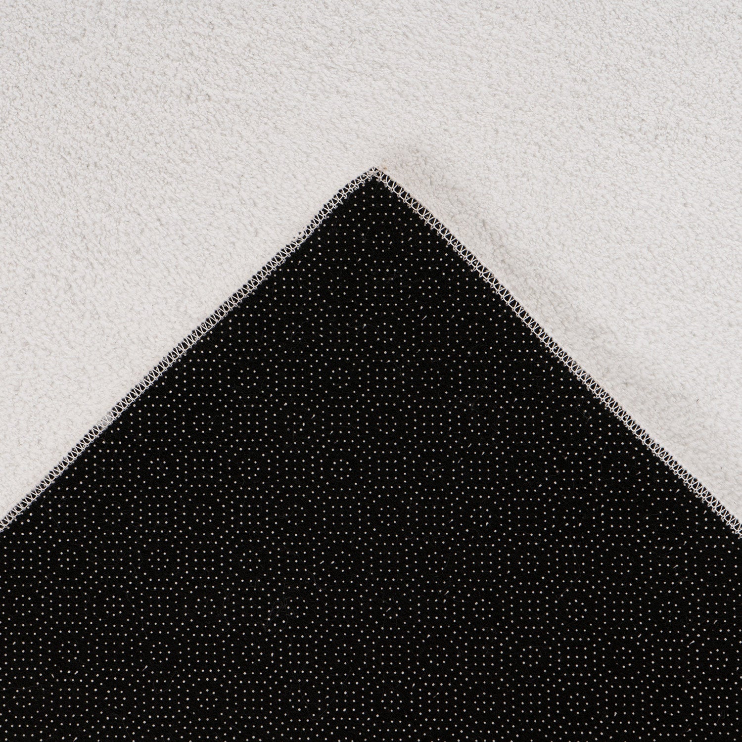 ALMA MODERN TVÄTTBAR MATTA, 200 VIT