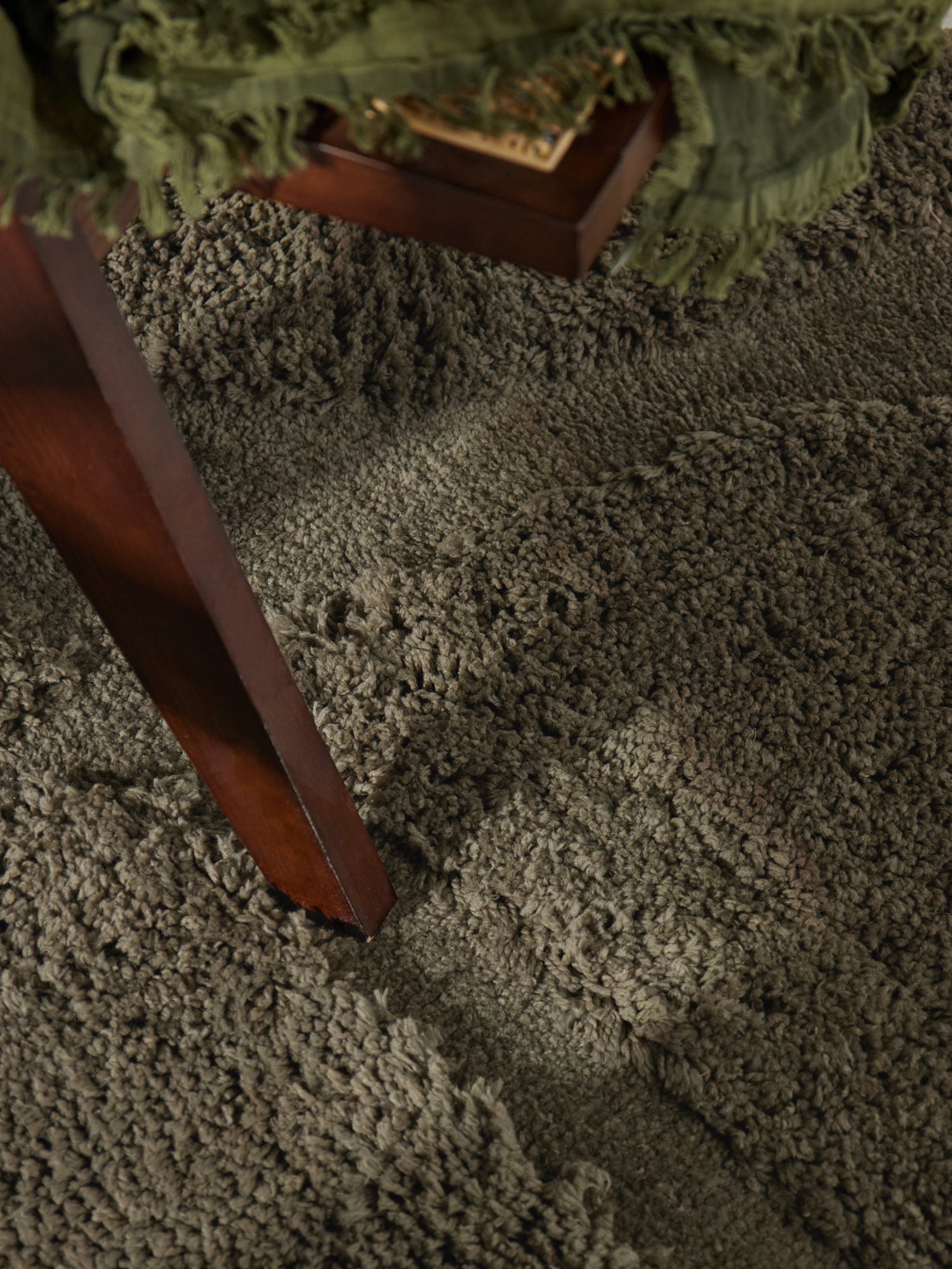 TED BAKER LAMBETH HØJLUVET TÆPPE JASPER, GRØN