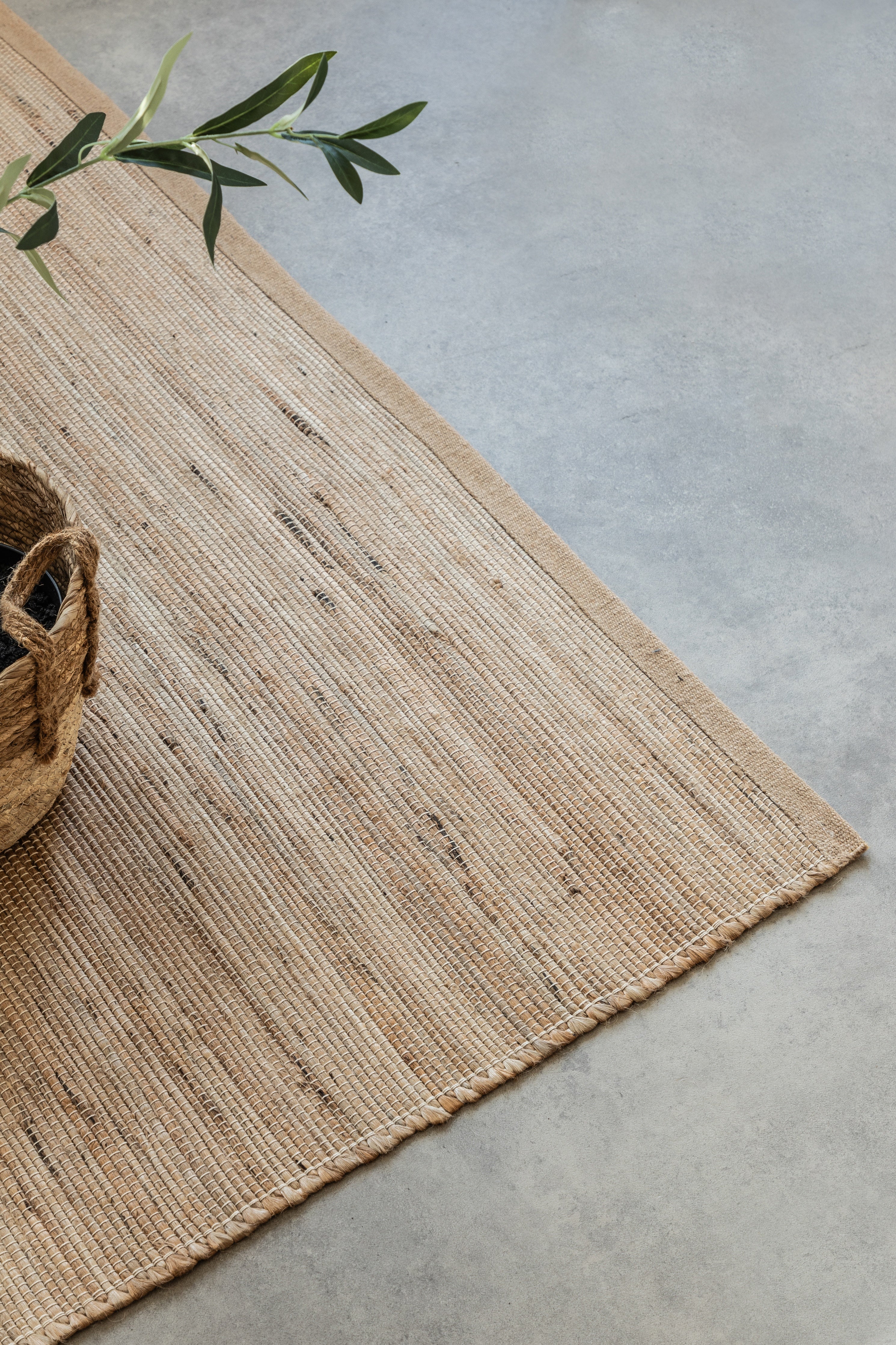 HANDVÄVLAD JUTEMATTA, BEIGE - 105961