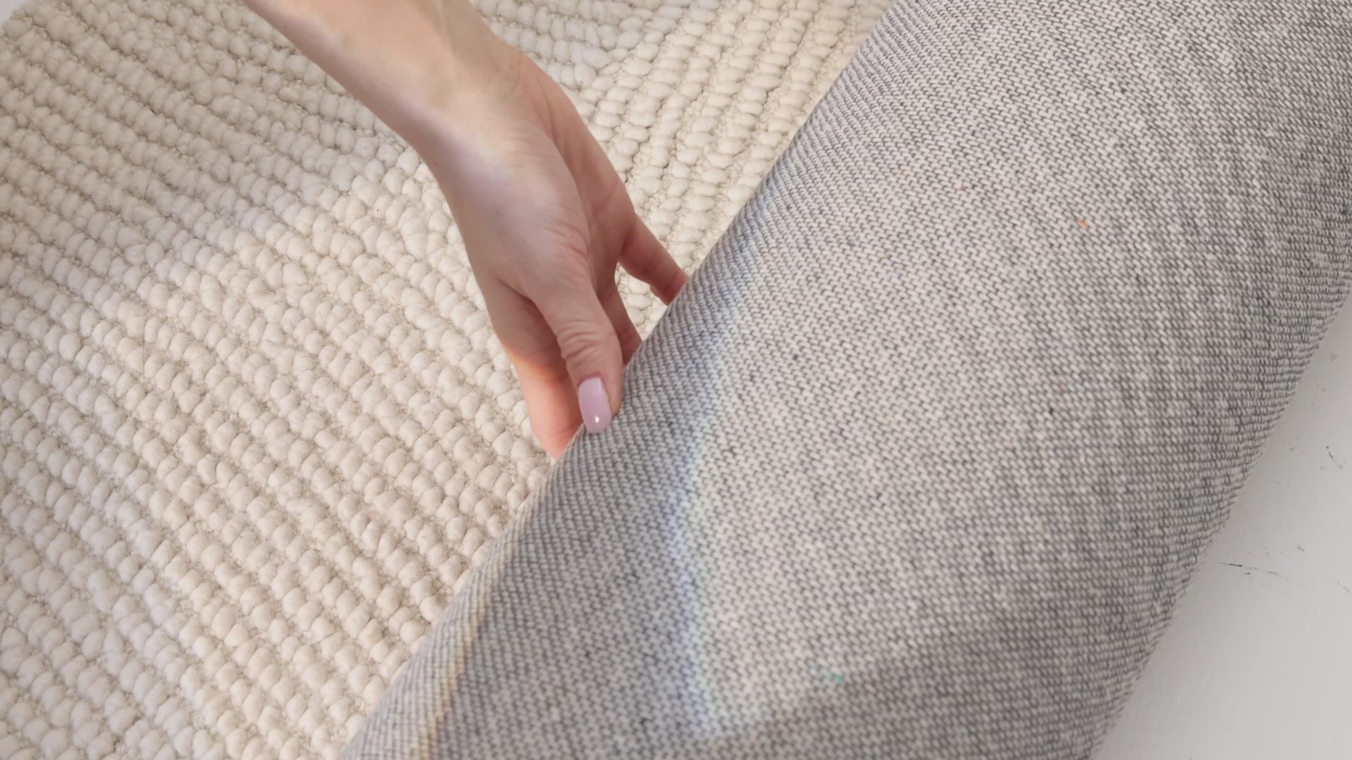 Ladda video: ELIN ULLFILT, NATURVIT 106220