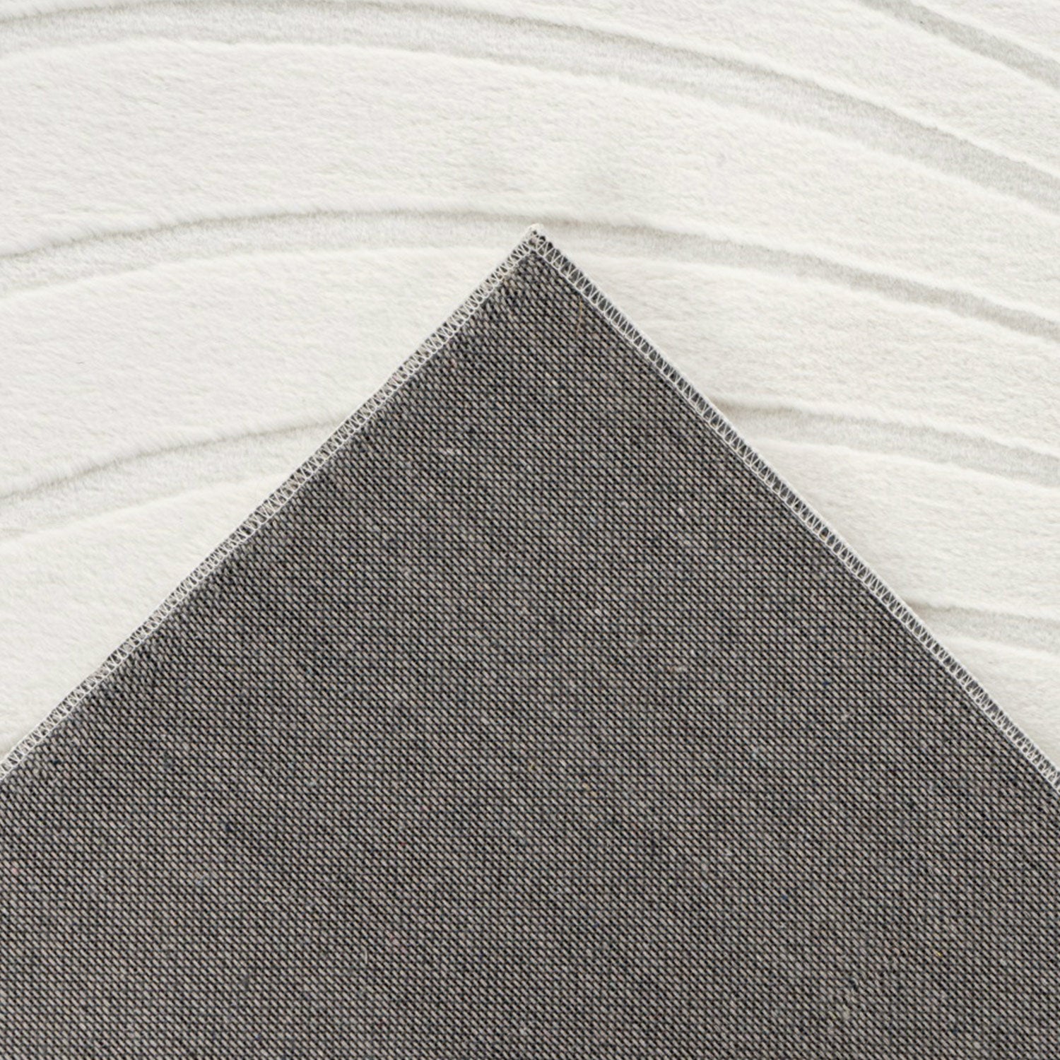 Vågig mjuk modern pälsmatta, 503 Elfenbensvit