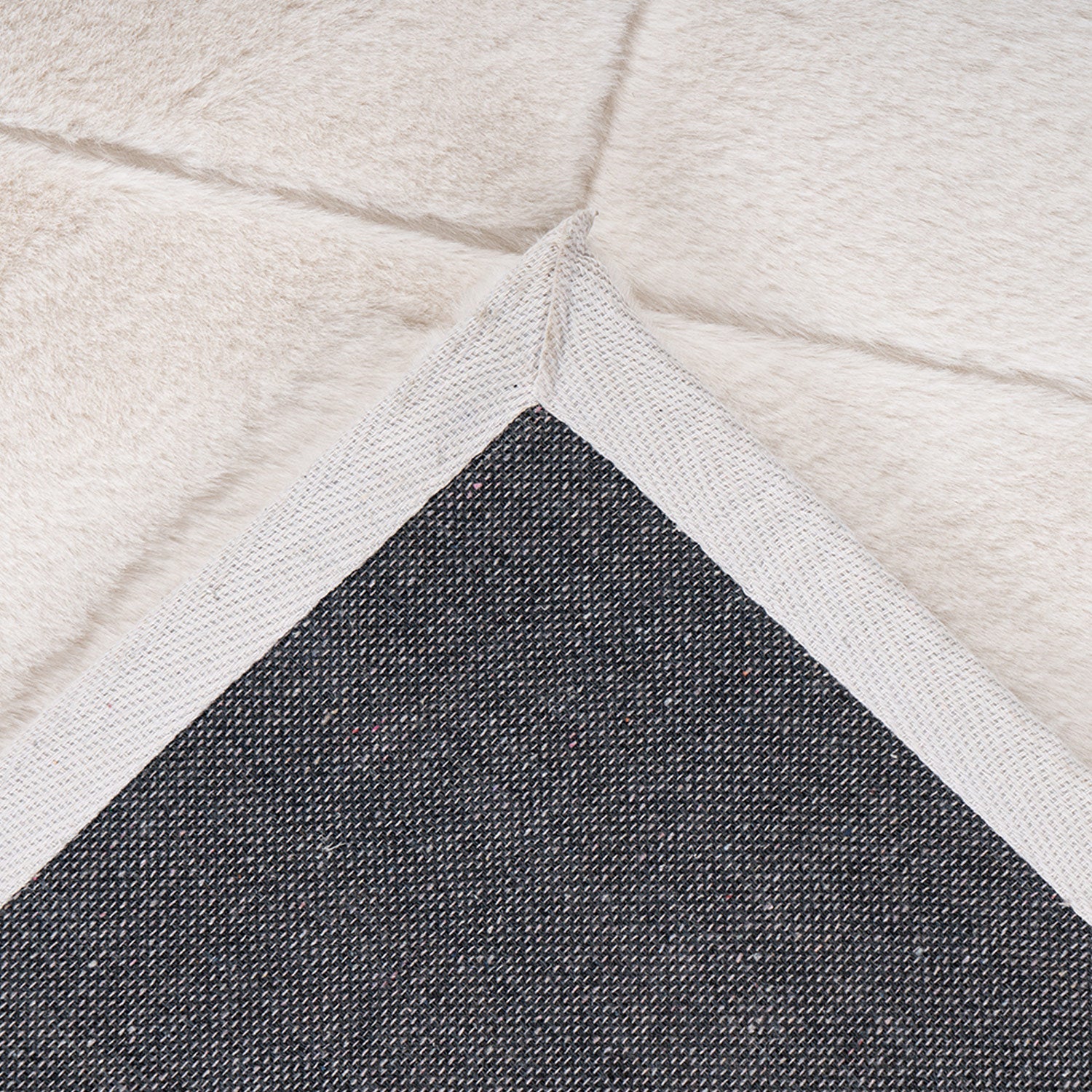 MJUK KVADRAT, 600 ELFENBEN 