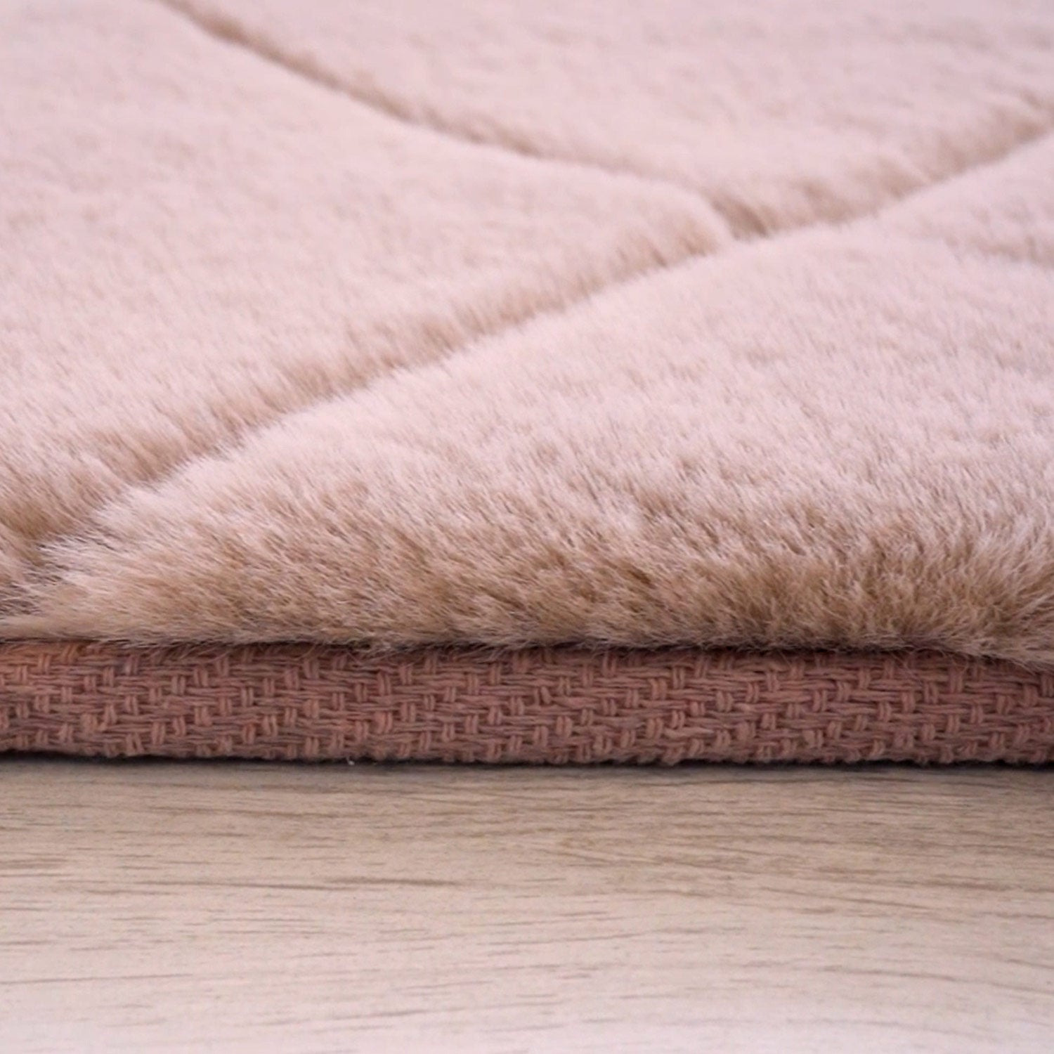 MJUK KVADRAT, 600 ROSA 
